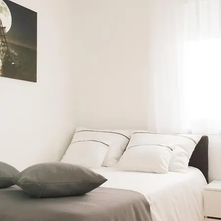 Apartman Ruby *